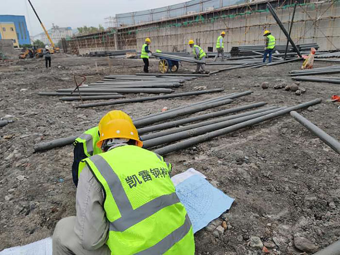 汨罗螺栓球网架结构